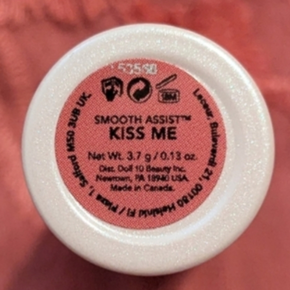 Kiss Me Doll 10 Lipstick Smooth Assist Clean Soufflé Lip Color In Shade - NWOB - Picture 4 of 5